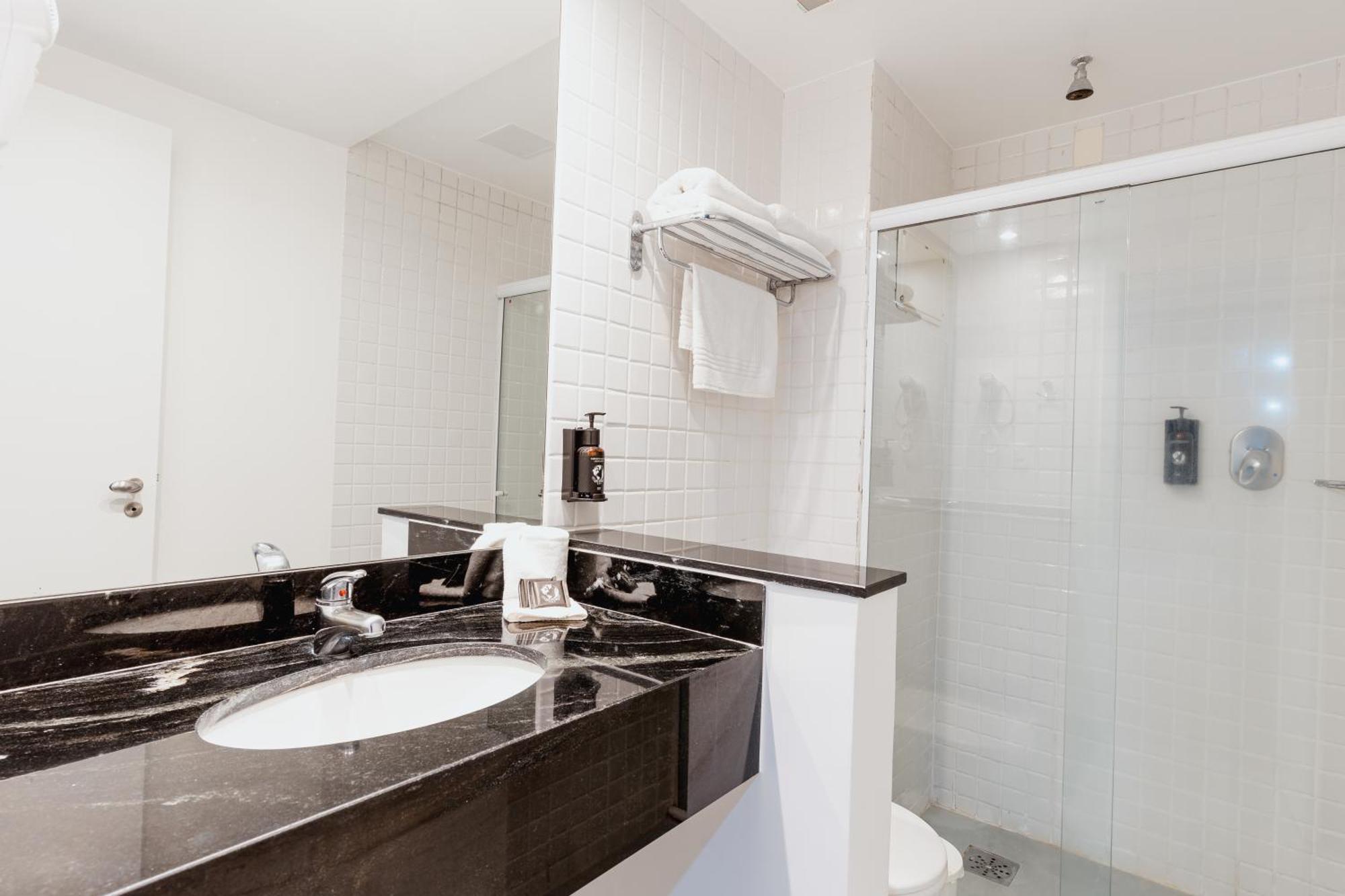 Victory Suites Жуиз де Фора Екстериор снимка
